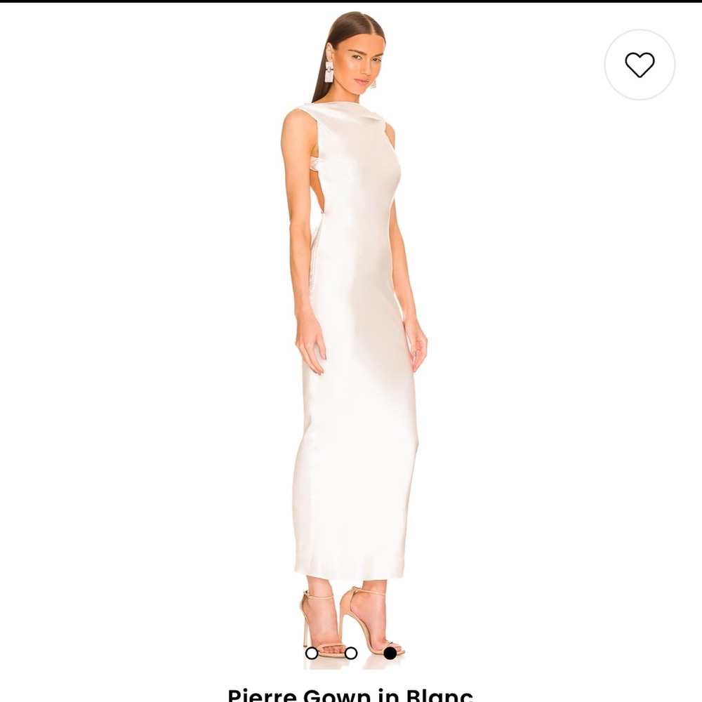 Pierre Gown in Blanc
